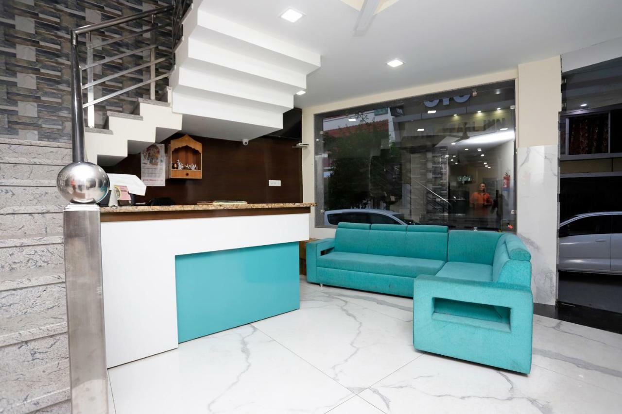 Oyo 39595 Hotel Ray Ban Kankhal Kültér fotó